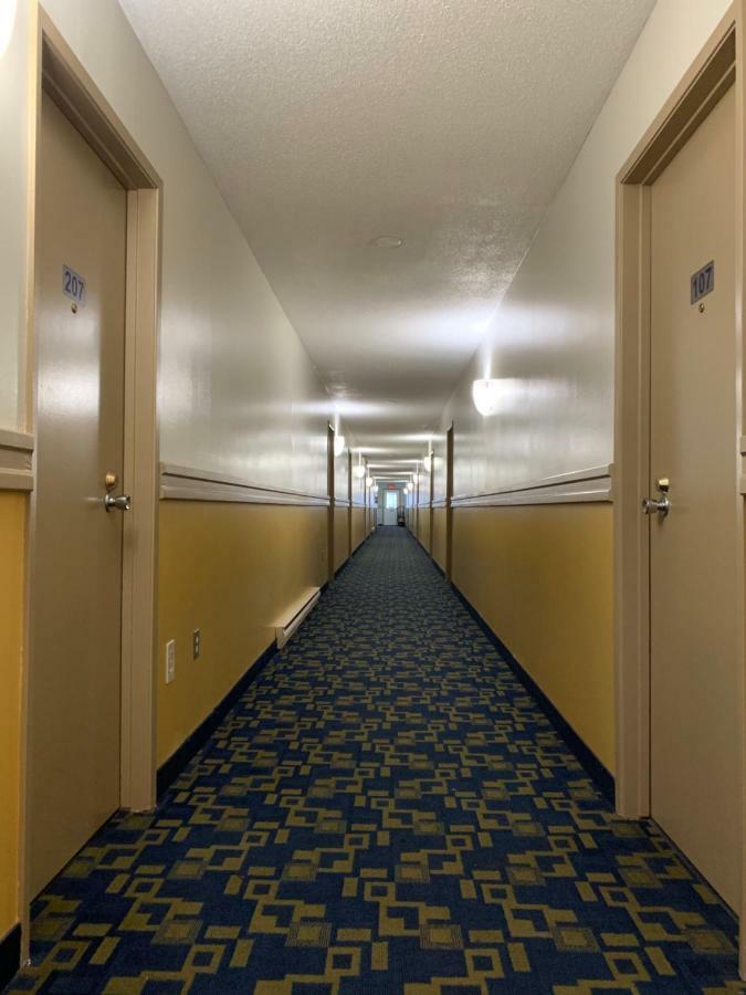 Westway Inn Motel Neepawa Dış mekan fotoğraf