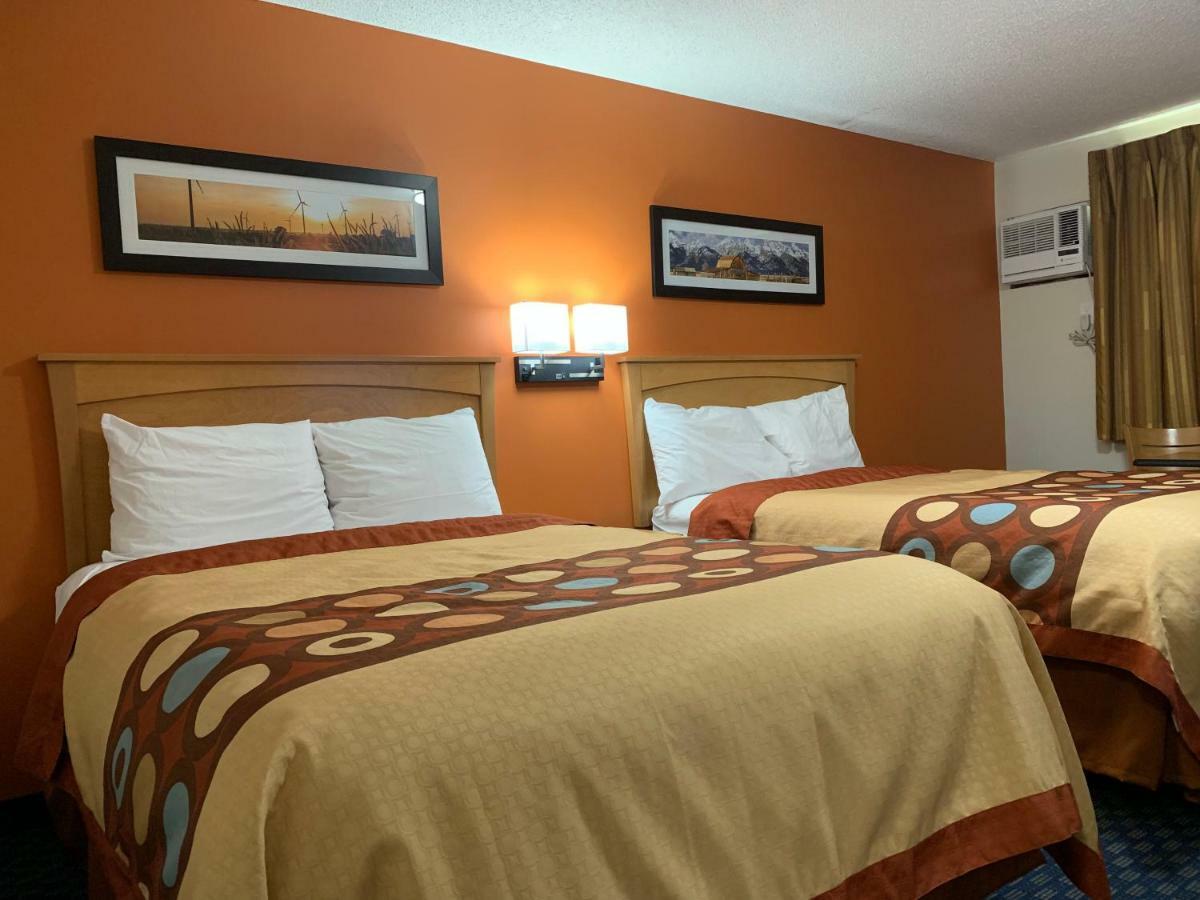 Westway Inn Motel Neepawa Dış mekan fotoğraf