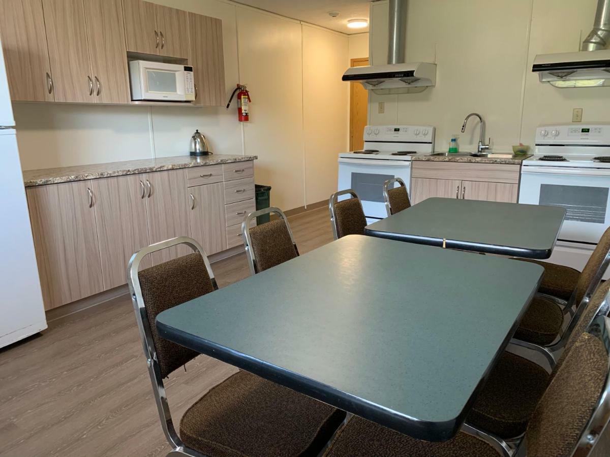 Westway Inn Motel Neepawa Dış mekan fotoğraf